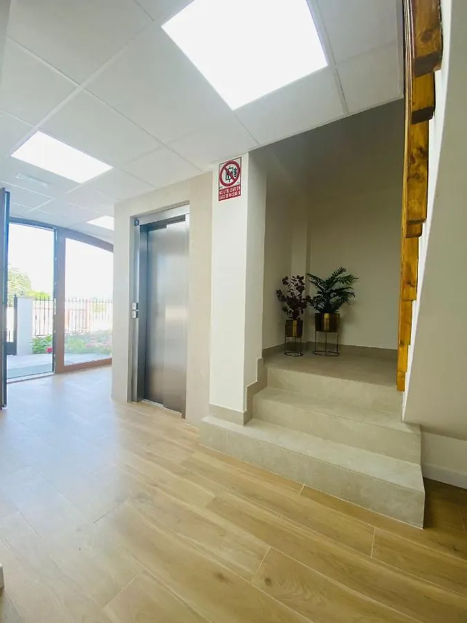 Apartamentos Palacio Alemar Loredo